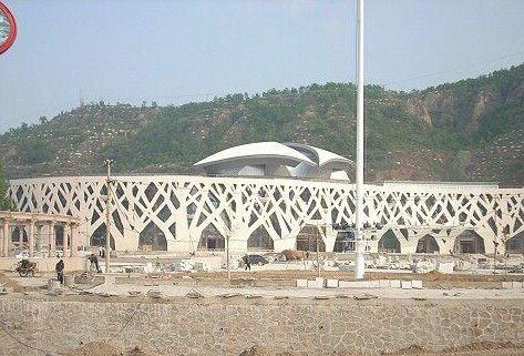 ����˵��Ͷ�ʽ�2��Ԫ�������Ļ������Ļ����㳡��